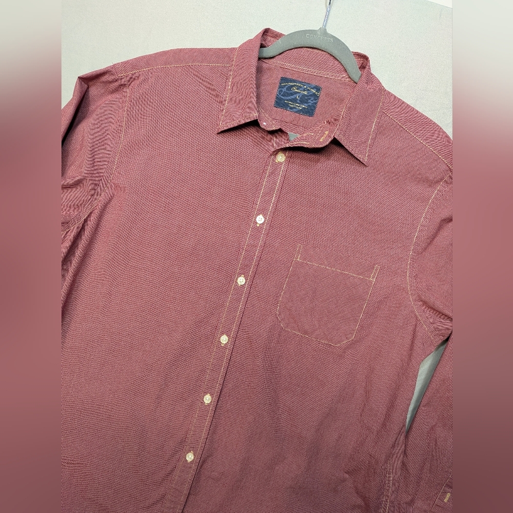 Men's Rounftree and Yorke Casuals Red Button-Up Shirt. NWOT. Size Large.